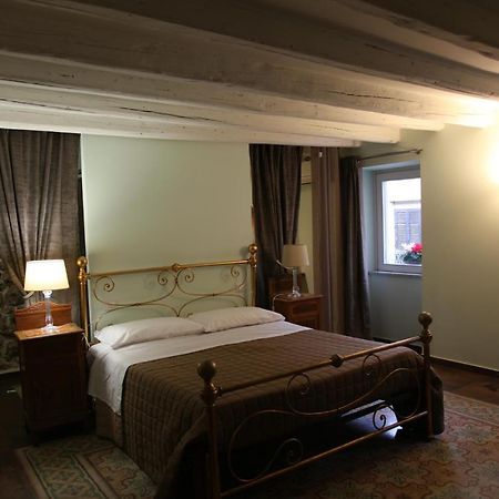 Chiarastella Rooms Villafrati Exteriör bild