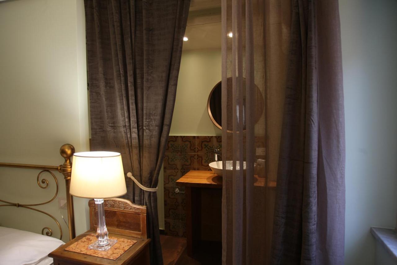 Chiarastella Rooms Villafrati Exteriör bild