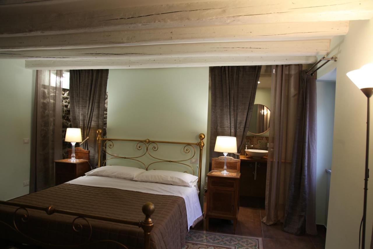Chiarastella Rooms Villafrati Exteriör bild